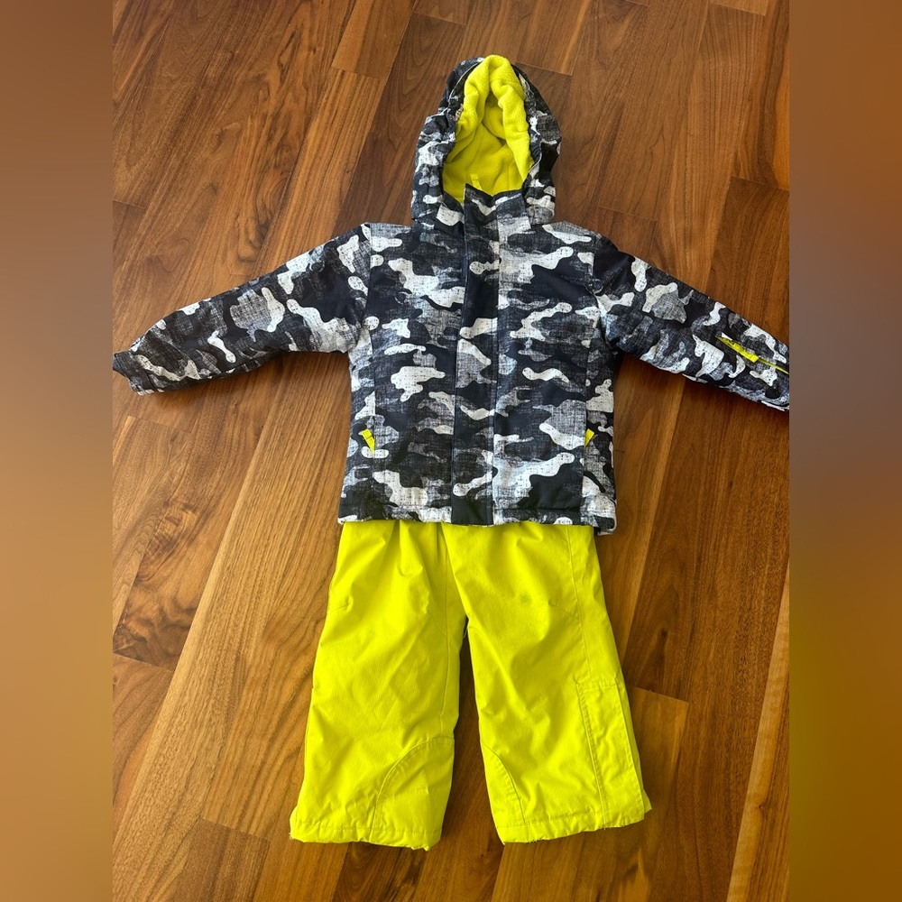 Kids snowboard ski jacket and pants